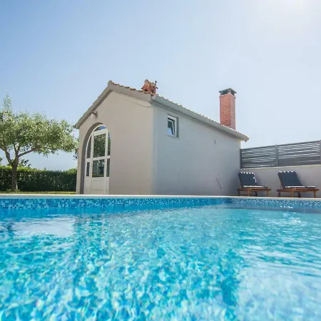 Villa Ana 4* With Pool,