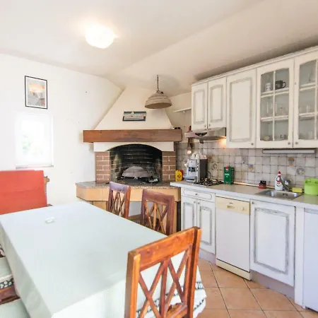 Villa Ana 4* With Pool, Zara